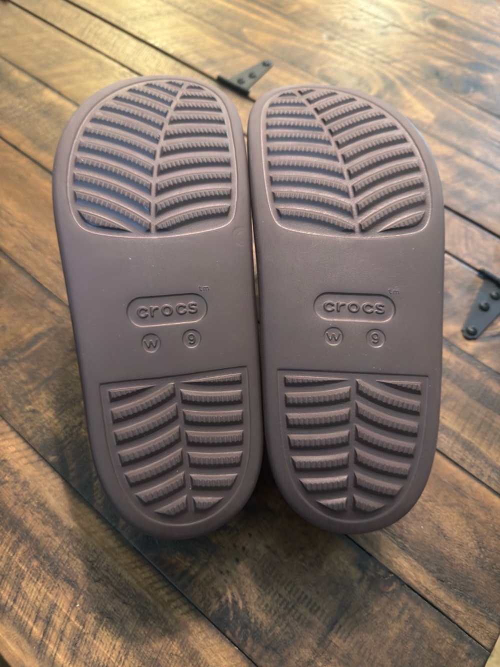 Crocs Women's Frappe / Latte Dylan Platform Clog 9W - Picture 3 of 3